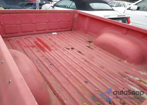 1992 Toyota Pickup 1/2 Ton Sht Wheelbase Dlx from USA, damaged, VIN JT4RN01P7N0028390